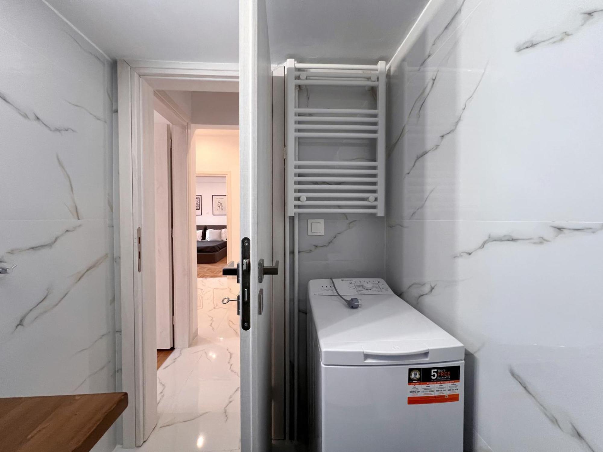 Wsd Piraeus Amazing Luxury Boutique 2Bd Apartment With Balcony מראה חיצוני תמונה